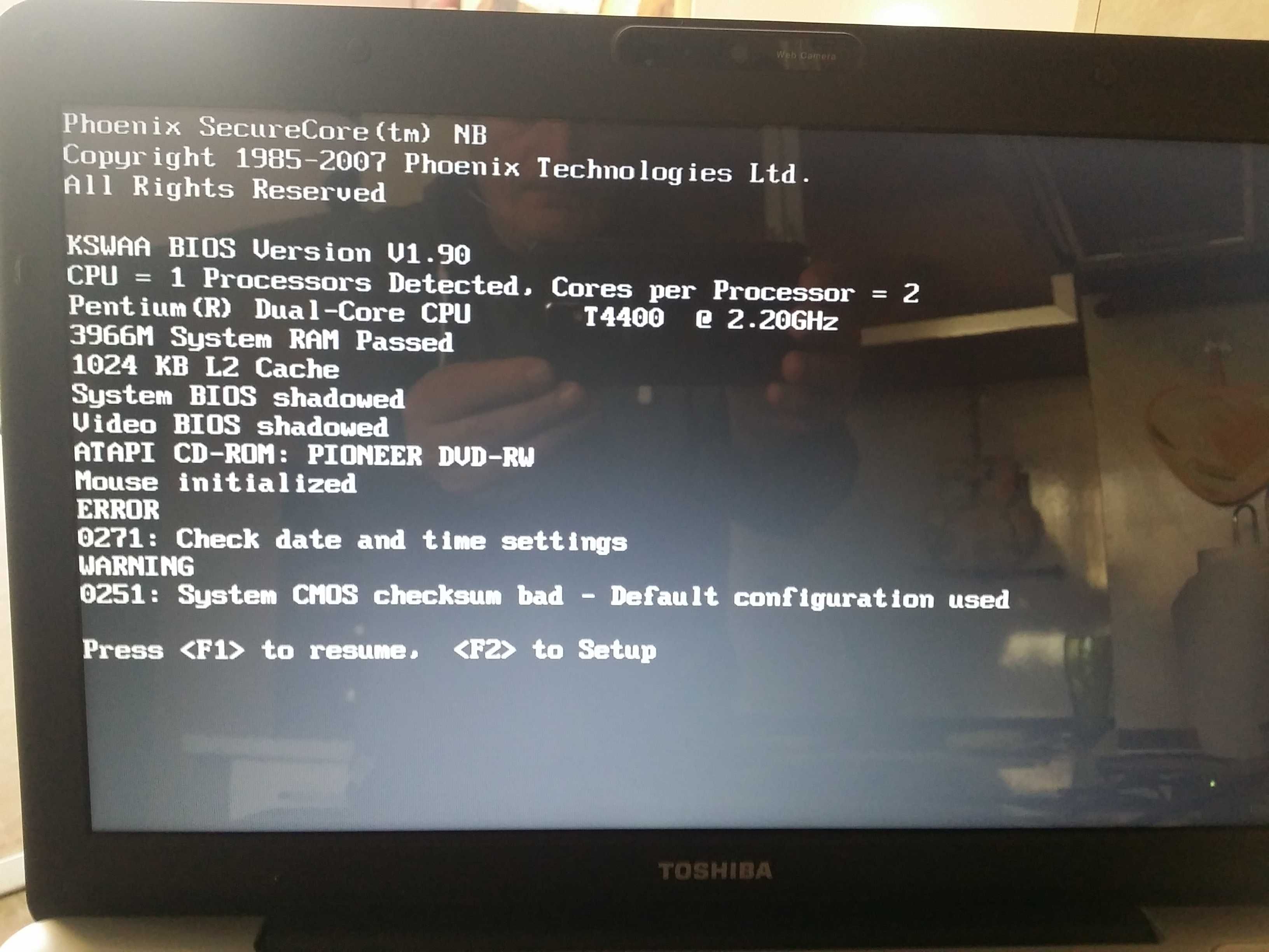 Лаптоп Toshiba за части или възтановяване
