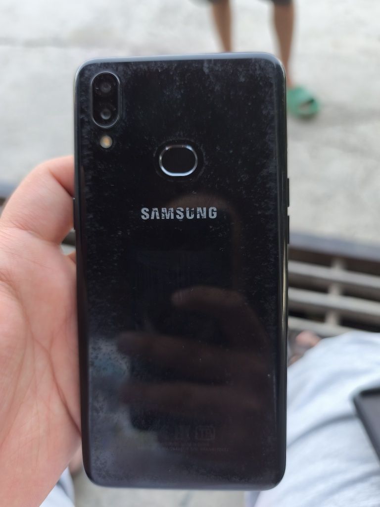 Продаётся телефон Samsung Galaxy A10s 3/32