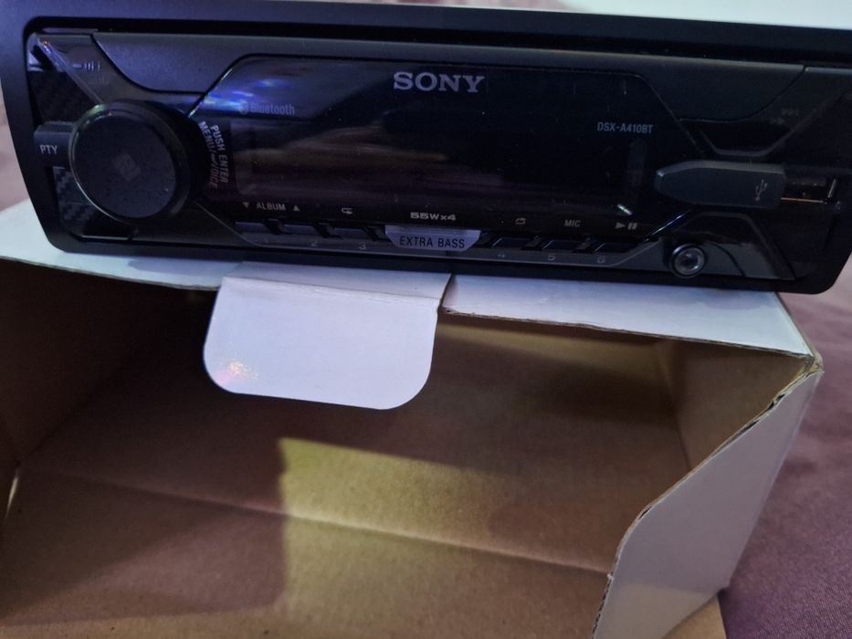 Vând Radio MP3 Player SONY A410, USB,Bluetooth, AUX, Negru
