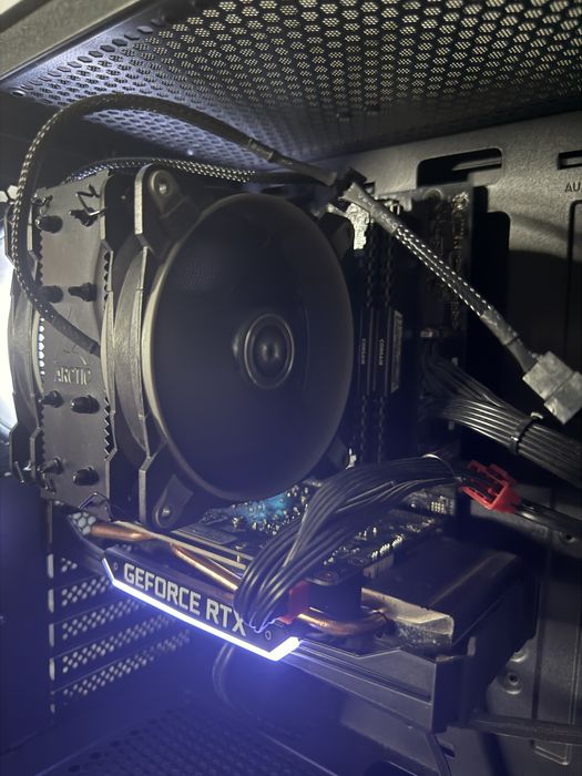 Pc gaming  i5 9400f rtx 2060 16gb ram ( citeste descrierea )
