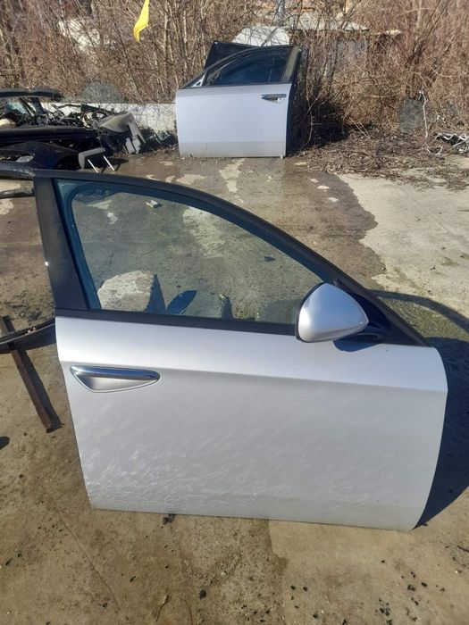 Врата предна Alfa Romeo 159