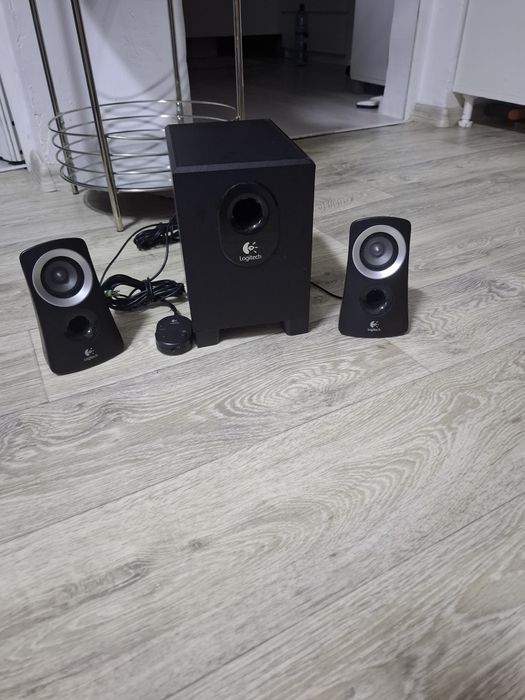Sistem 2.1 logitech model. Z313