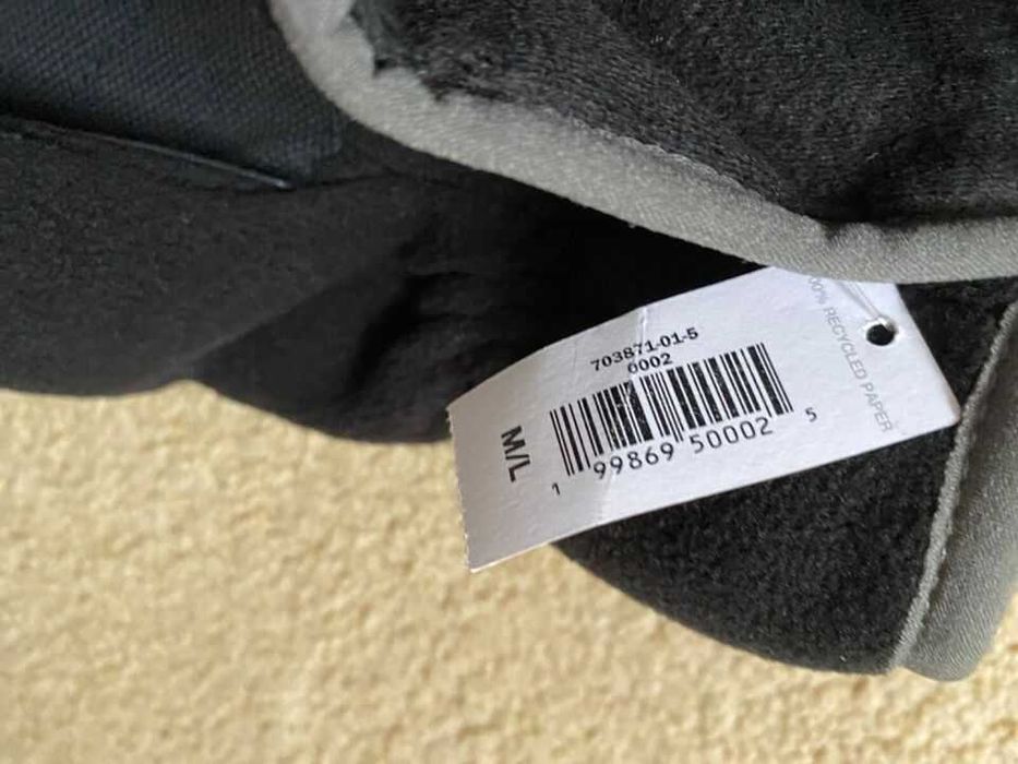 НОВИ зимни ръкавици GAP gloves M/L