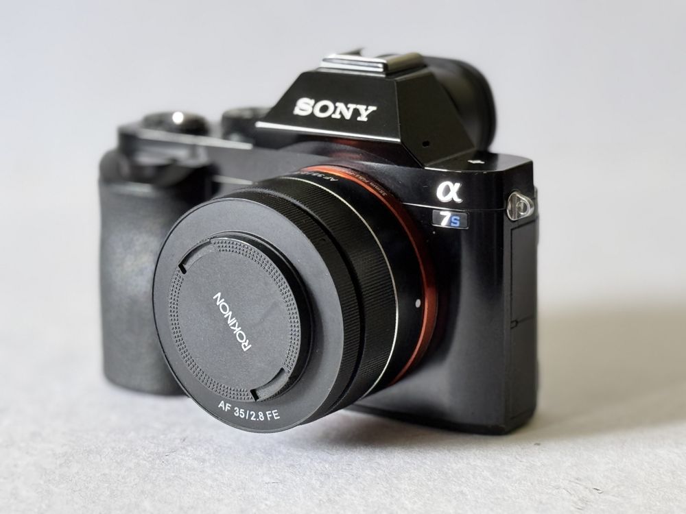 Продавам камерa Sony A7S и Обектив Sony FE 28-70mm f3.5-5.6 OSS