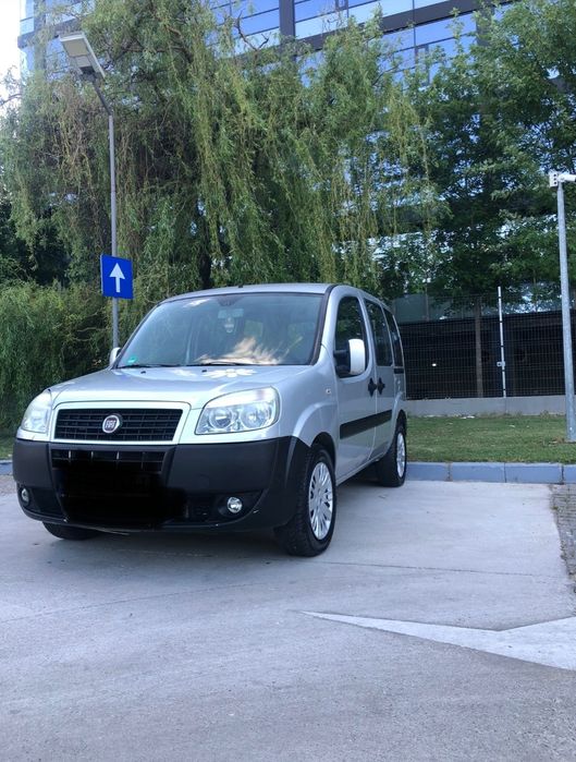Vând fiat doblo 1.3 multijet