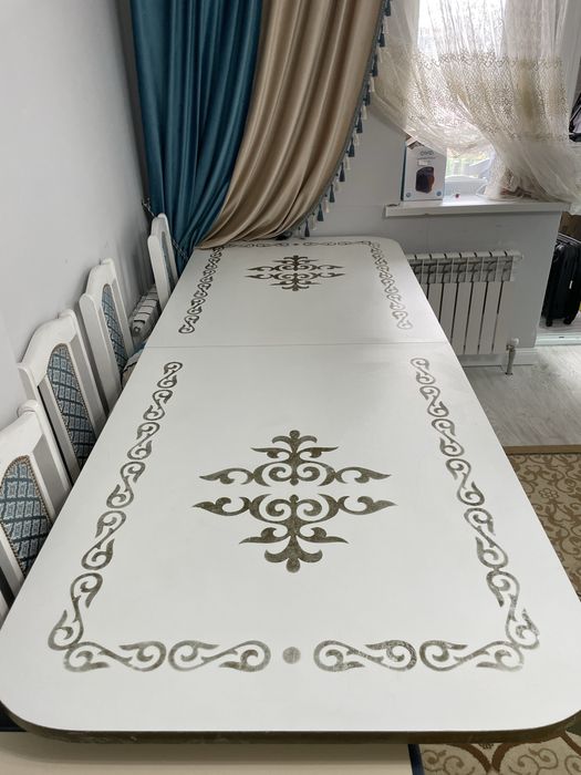 Продам стол состояние хороший