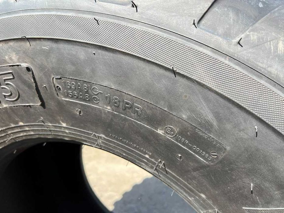 Cauciucuri noi 550/60-22.5 cu 18 pliuri marca BKT pentru remorca