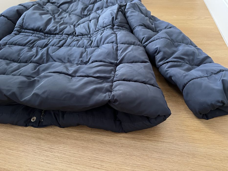 Geaca ZARA fetita 10 ani, bleumarin cu blanita, iarna, stare excepenta