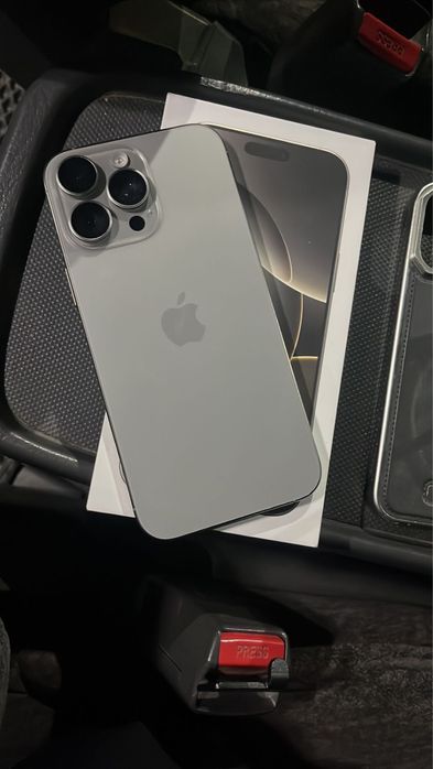 16 про макс 256 гб