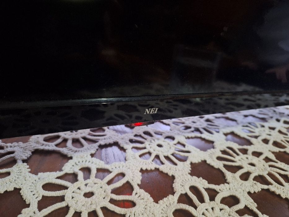 Televizor Led 80 cm NEI