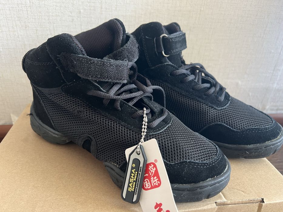 Продам обувь для танцев, джазовки