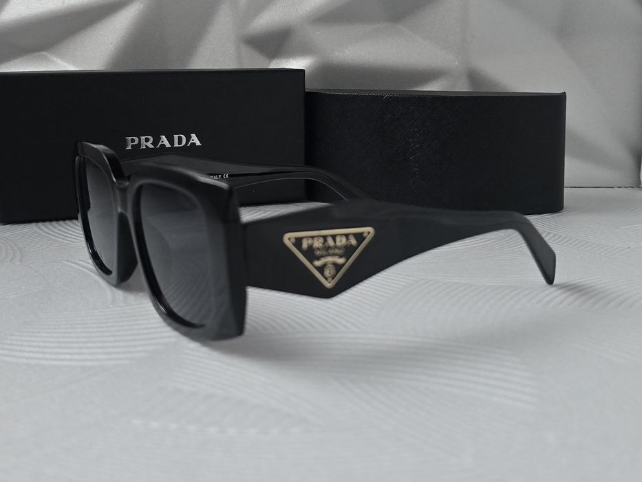 Дамски слънчеви очила правоъгълни квадратни