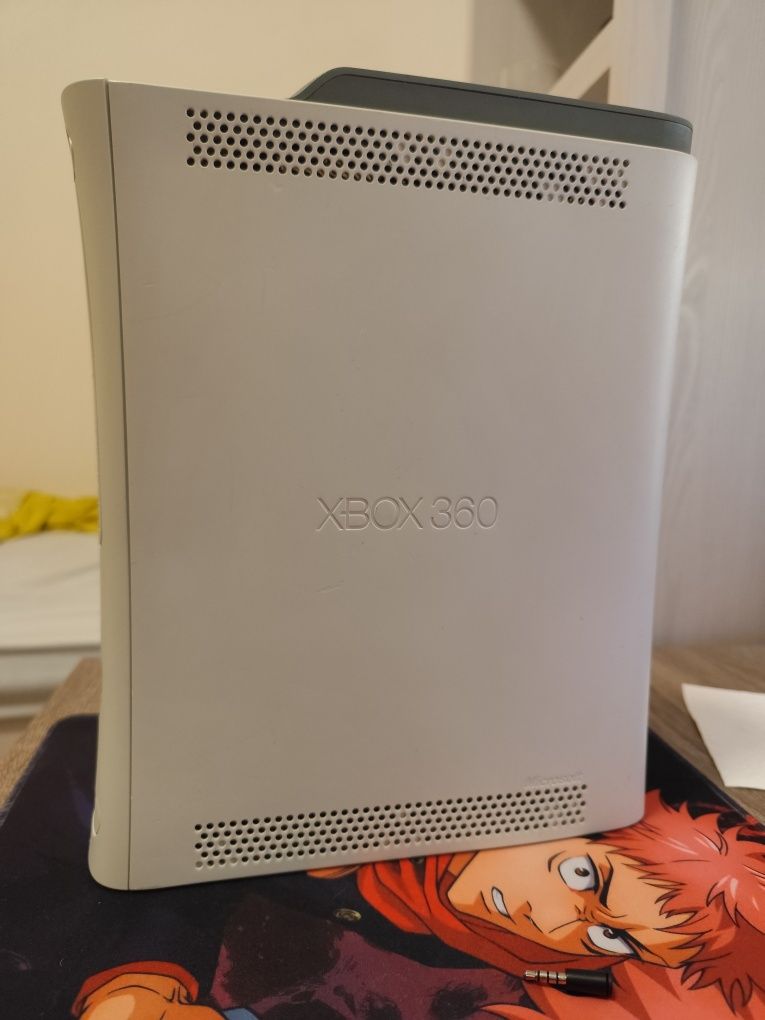 Xbox360 с контролер, захранващ блок , 500GB , Call of duty BO2