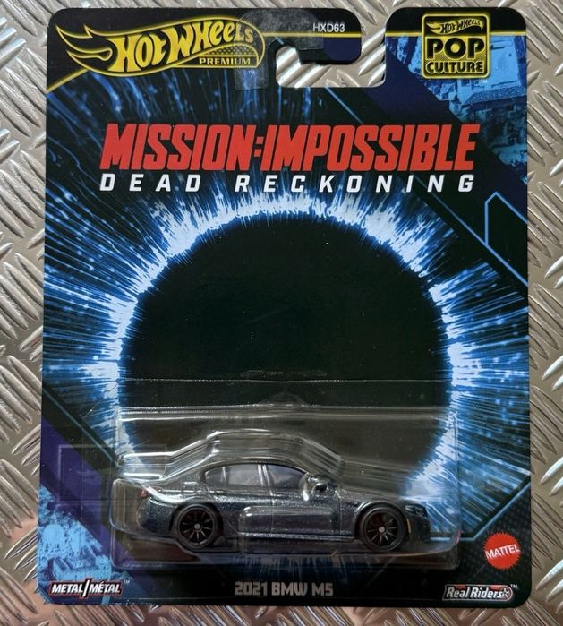 Hot wheels Formula 1 Mercedes, BMW M5 Premium количка