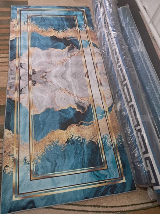 В наличии дорожки новые.