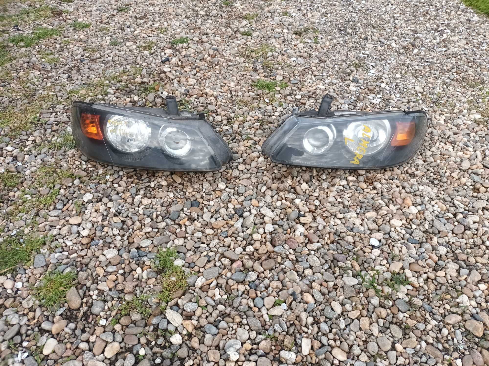 ляв и десен фар за нисан алмера Н16 NISSAN ALMERA N16