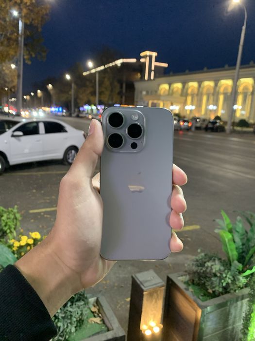 iPhone 15 pro ideal holatda