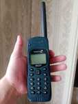 Спутниковый телефон Thuraya Hughes 7100. Для коллекции.