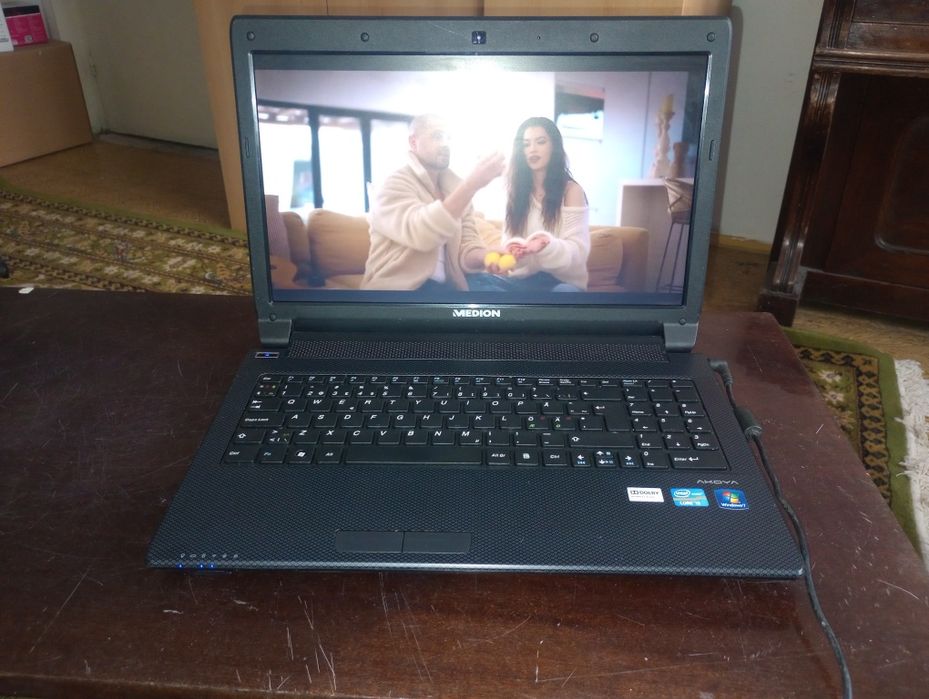 Medion E6227, Intel i3, 8 gb ram, Bluetooth, Wi-Fi, 500 gb