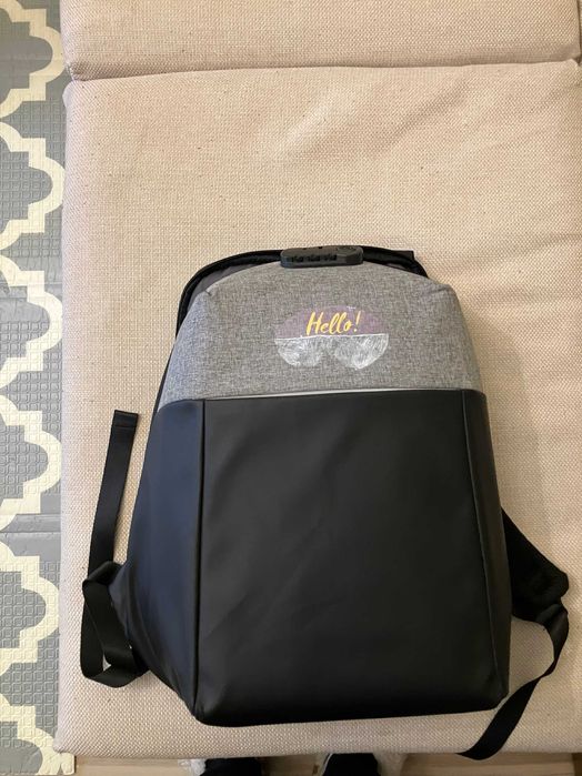Rucsac laptop cu USB