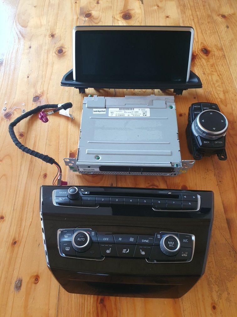 Kit Retrofit Navigație NBT Mare 8,8 Bmw X1 F48