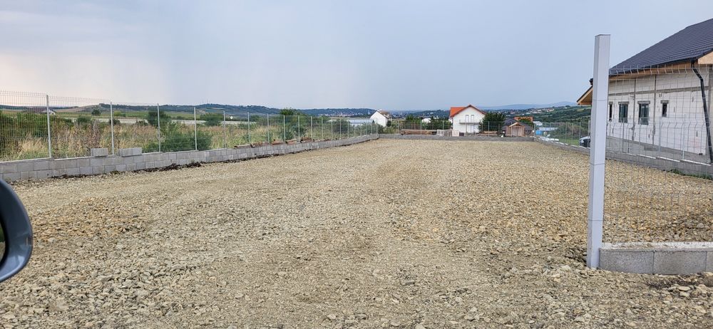 Inchiriez teren 1000mp E60 Copaceni