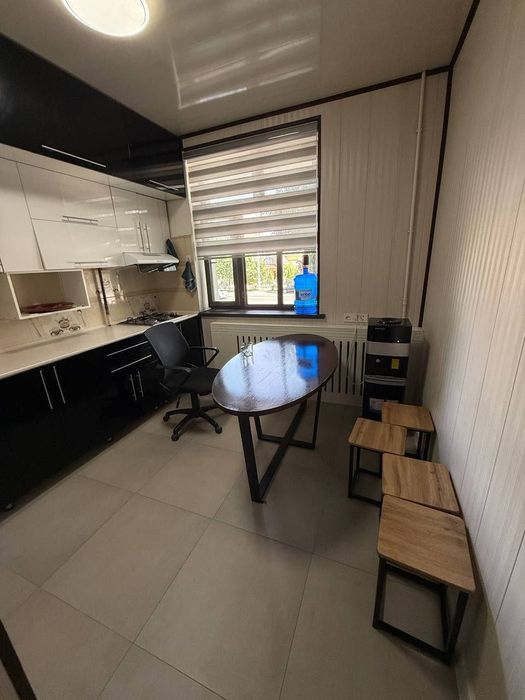 Улица Шота Руставели 200квм нежилое помещение