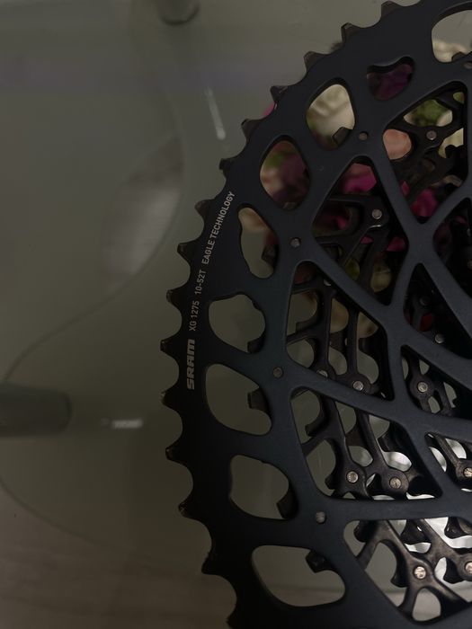 Se vinde caseta sram Xg!Pretul este negotiabil!