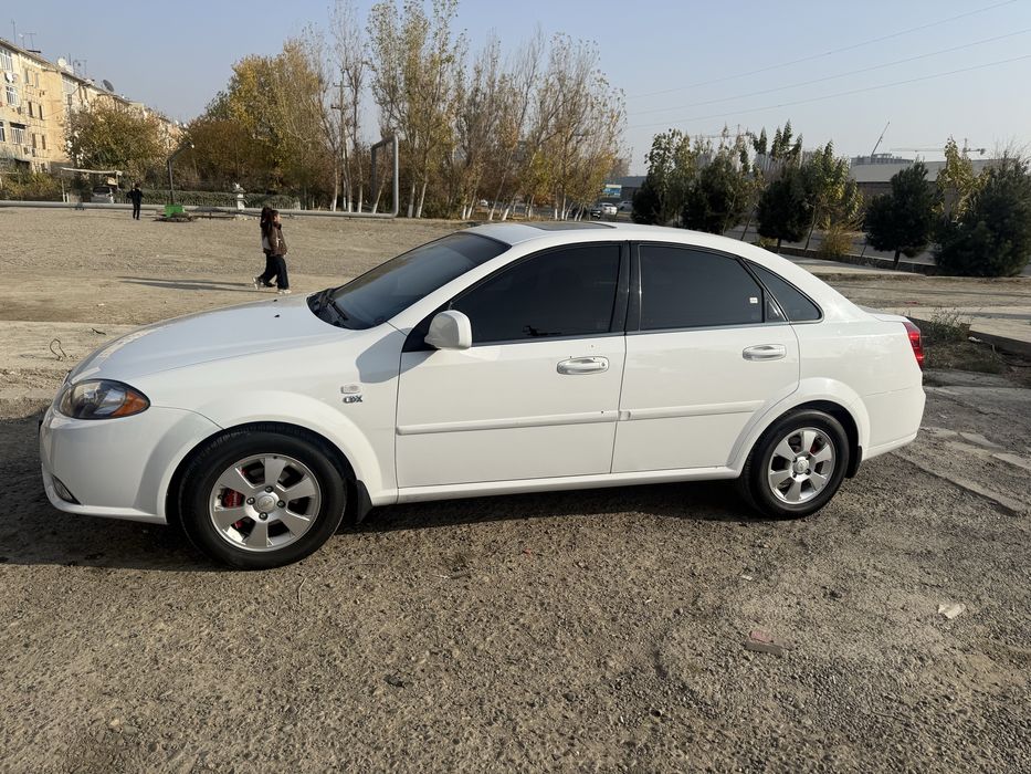 Jentra avtomat 2020 metan