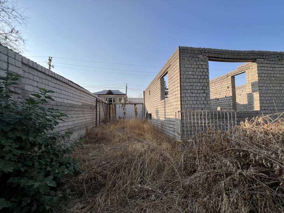 Продается земля на Суруме, вдоль бетонки