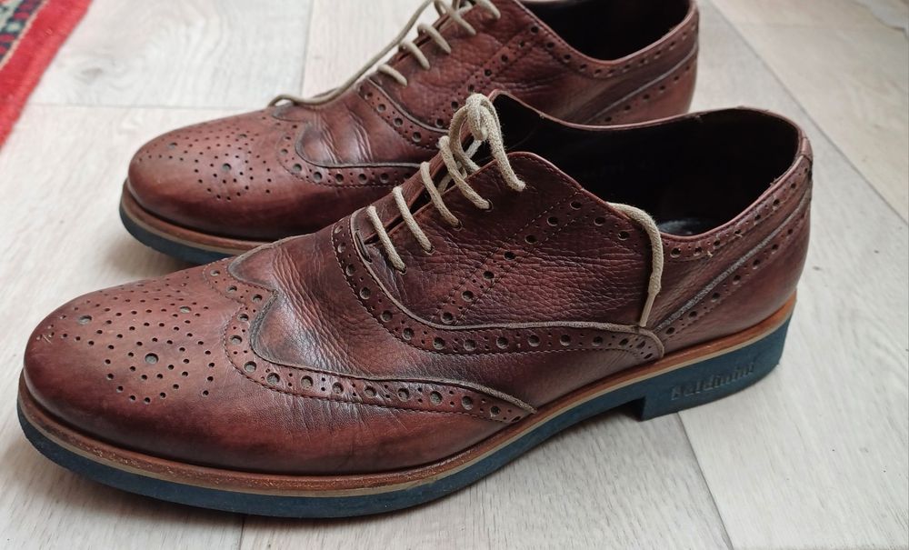 Продам туфли брогги Baldinini 43 размера