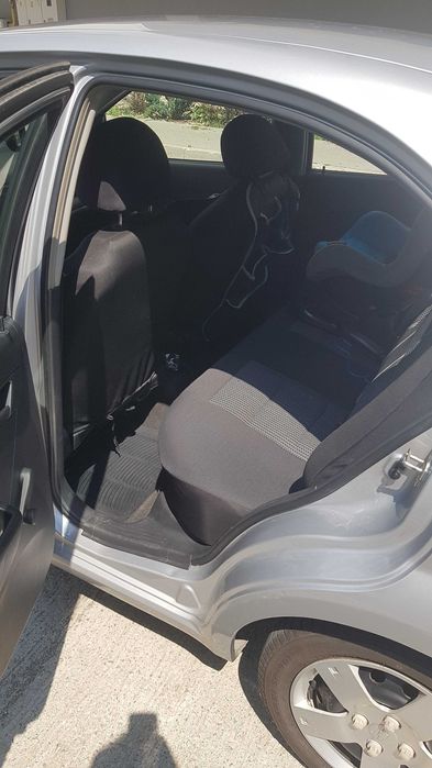 Vând Chevrolet Aveo