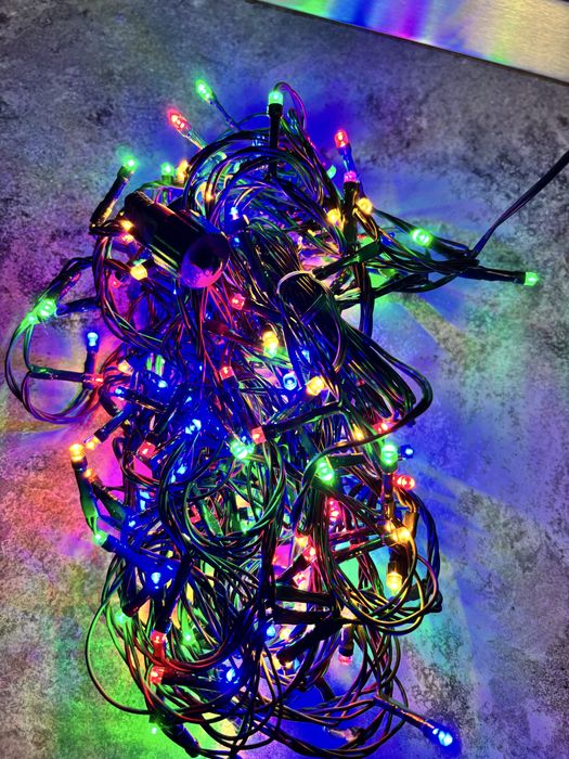 Globuri seturi, beteala, instalații de Crăciun brad Iași