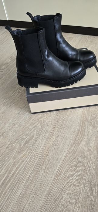 Продам зимние ботинки-челси Nursace, размер 37