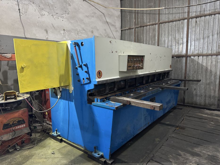 Продам Гильотина гидравлический