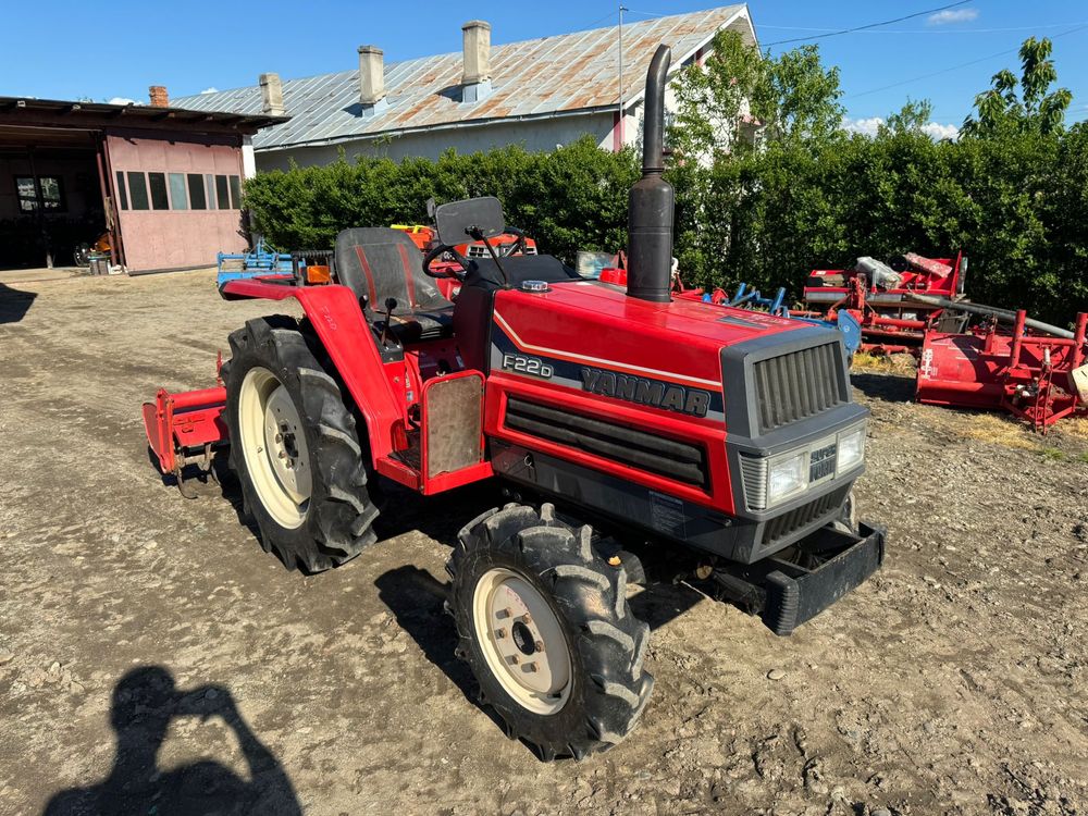 tractor japonez Yanmar 22 cai 4x4 freza plug nu Kubota Iseki