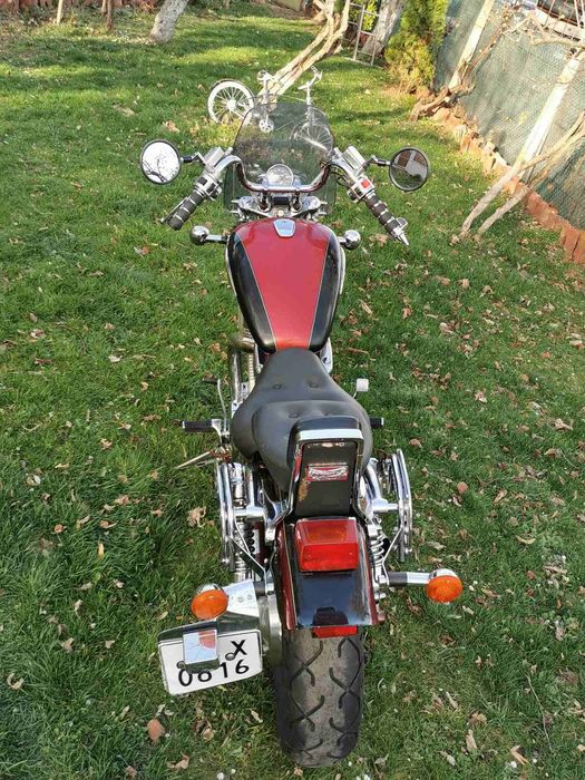 Suzuki intruder vs1400