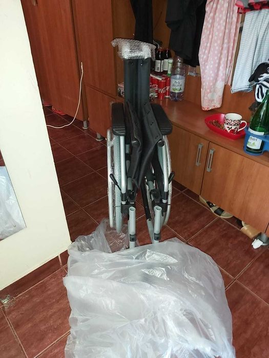 Scaun cu rotile MEYRA, 46 cm, nou