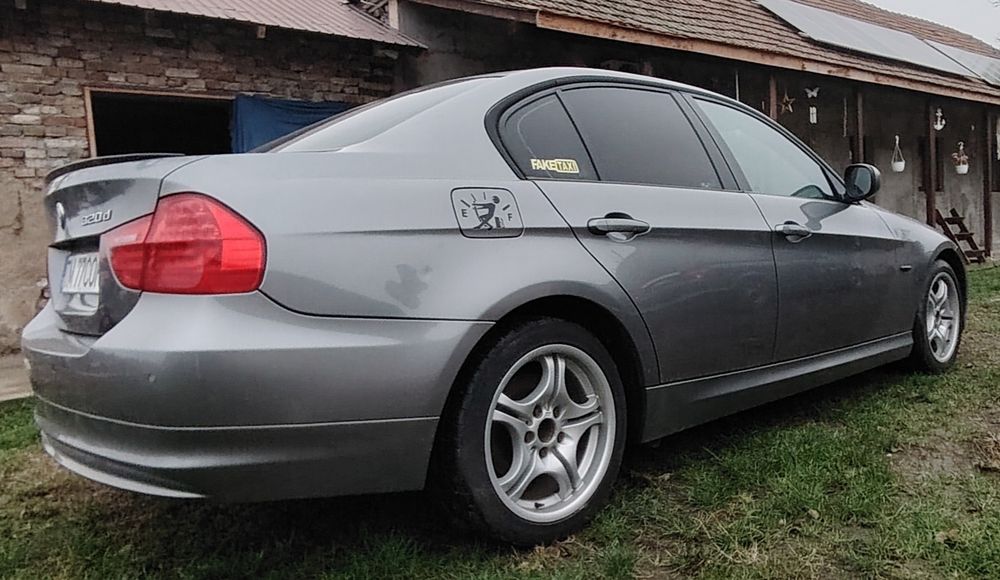 Doar Vând 320/184cp