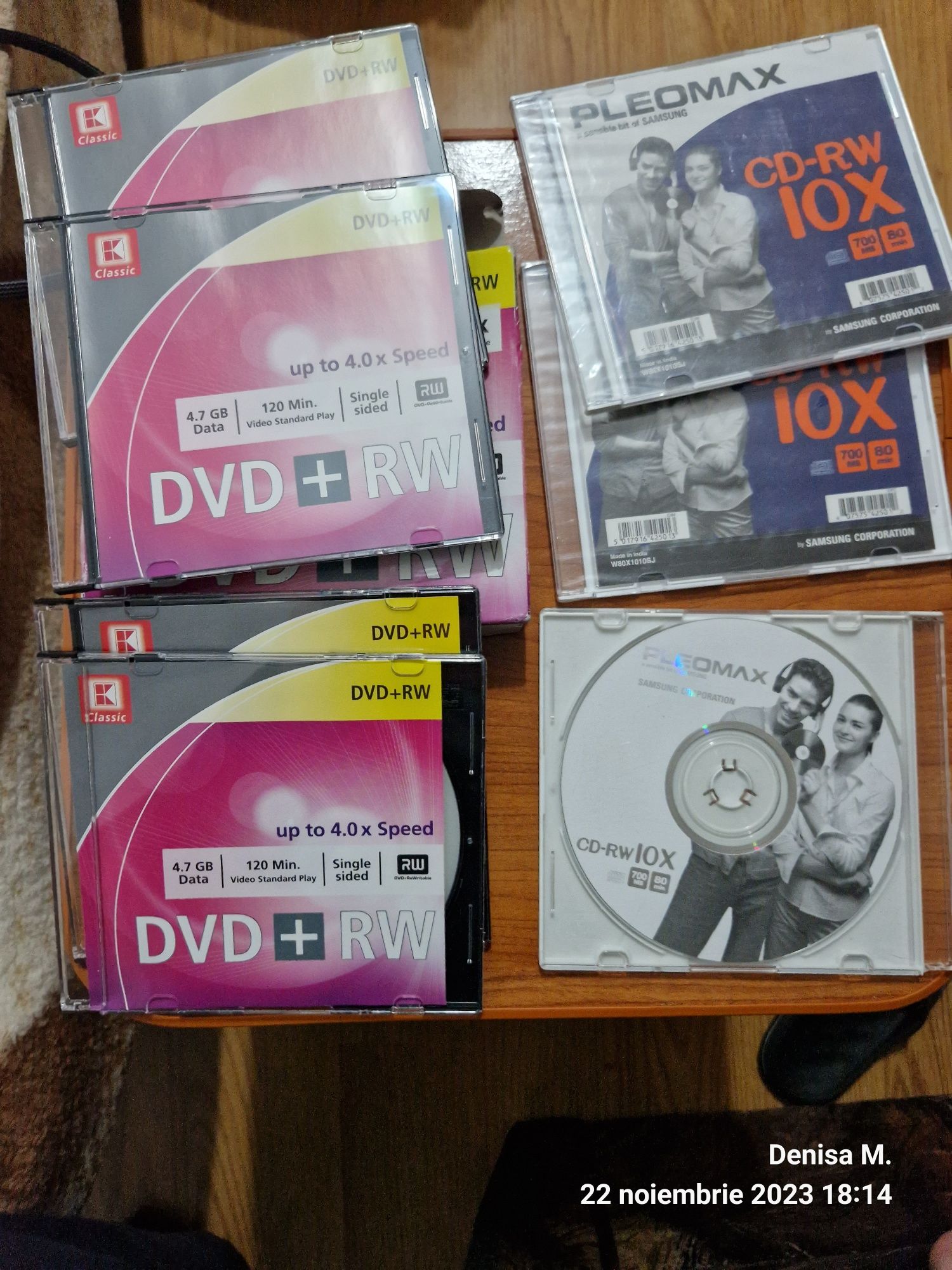 DVD-uri și CD-uri