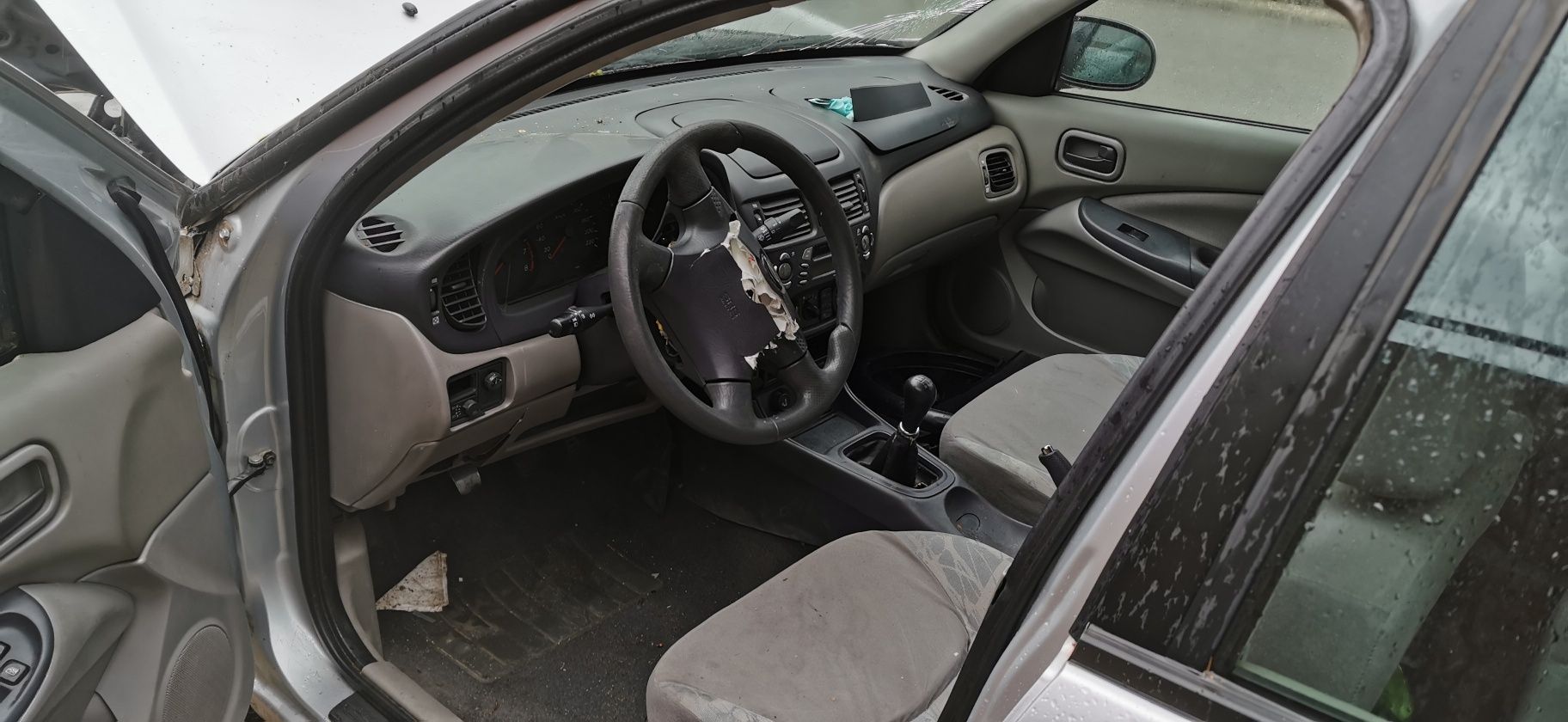 Nissan Almera 1.5 бензин 90кс цяла за части, всичко налично