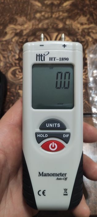 Газовый манометр механический