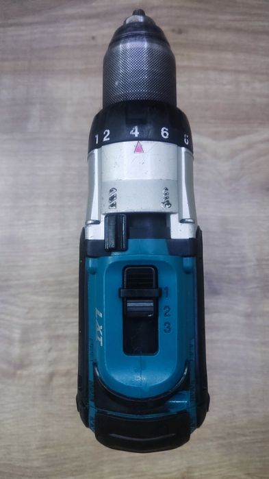 Продам шуруповёрт Makita BDF 451