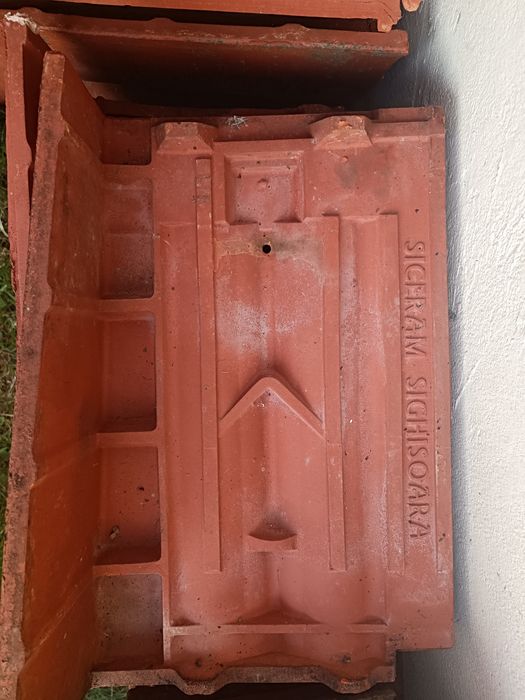 Vând 22 buc laterale stânga ceramica SICERAM Sighisoara