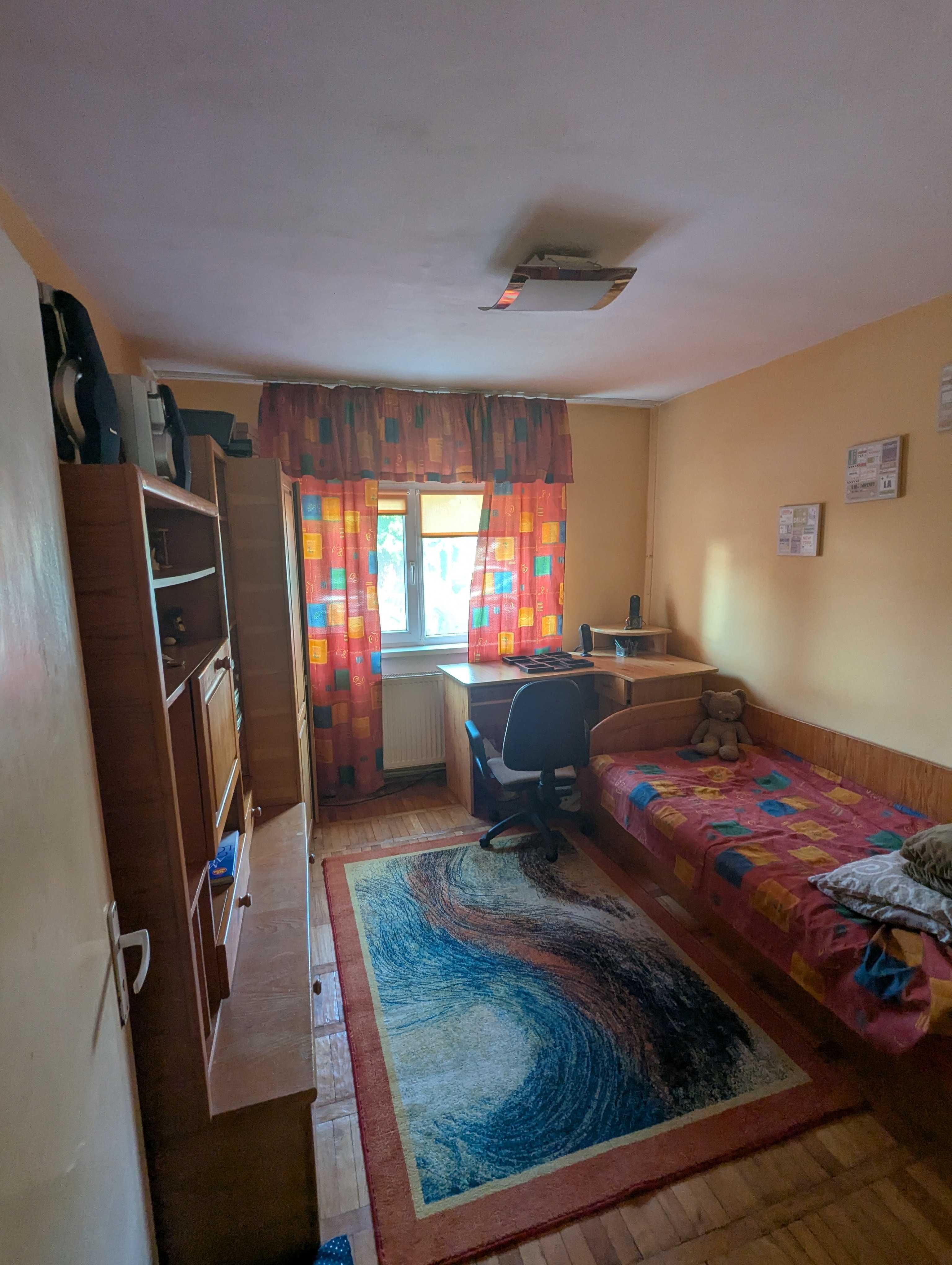 Apartament 4 camere de vanzare in Alexandria