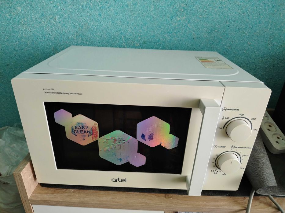 Микровалновая печь. ARTEL..