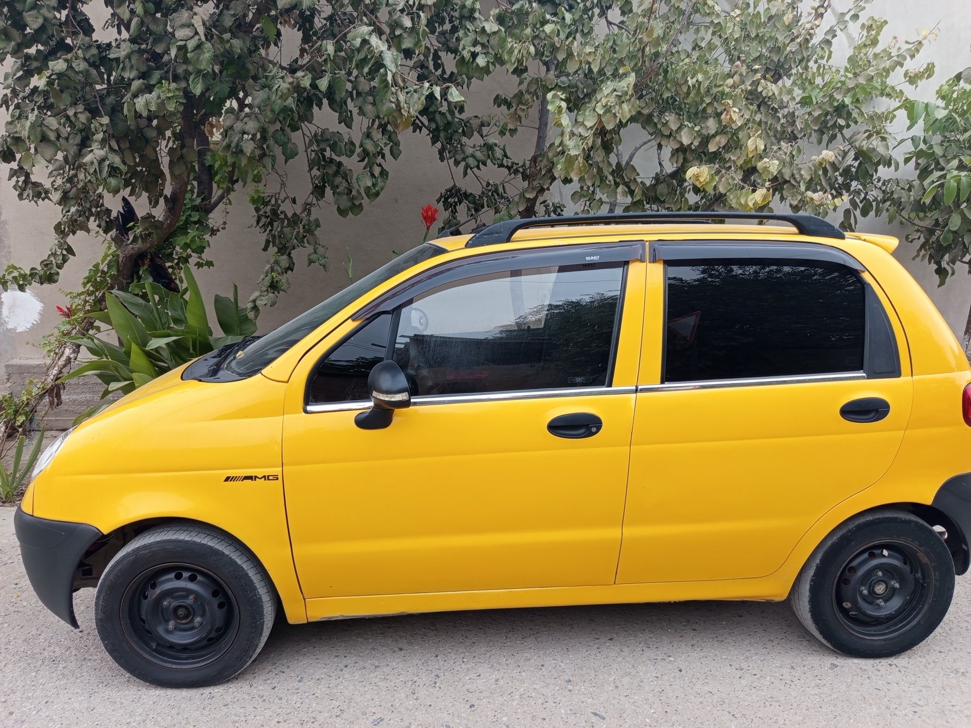 Matiz sotiladi holati yaxshi