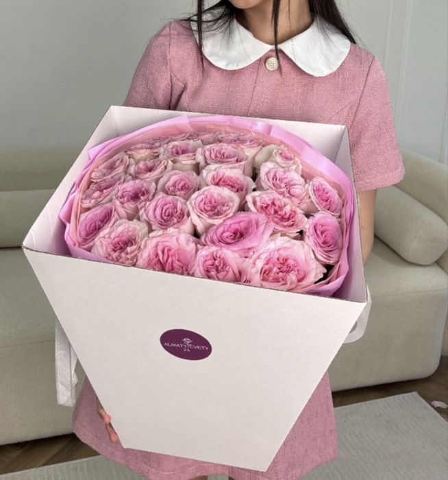 Цветы из розочек