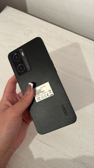 Телефон Oppo A57s