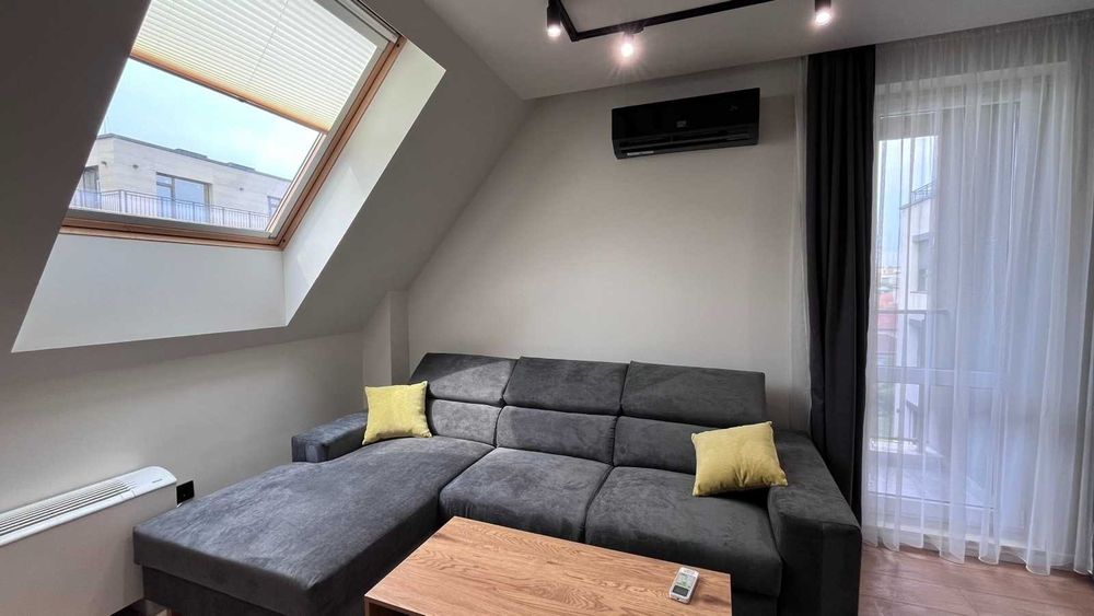 Дава се под наем Двустаен апартамент в София, Кръстова вада - 75 кв.м за 459 € - Снимка #2